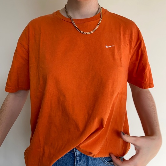 VINTAGE ORANGE NIKE TEE - Picture 5 of 6